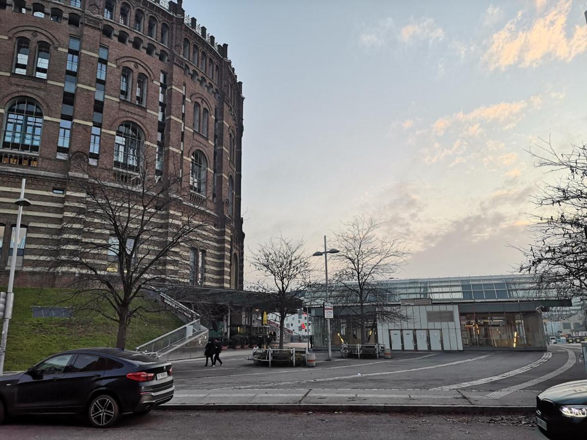 Ruhige Wohnung Im Gasometer Wien *Wifi*U3*Netflix* エクステリア 写真